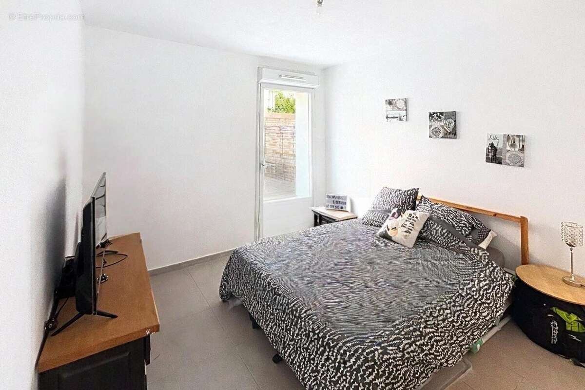 Photo 2 - Appartement à JUVIGNAC