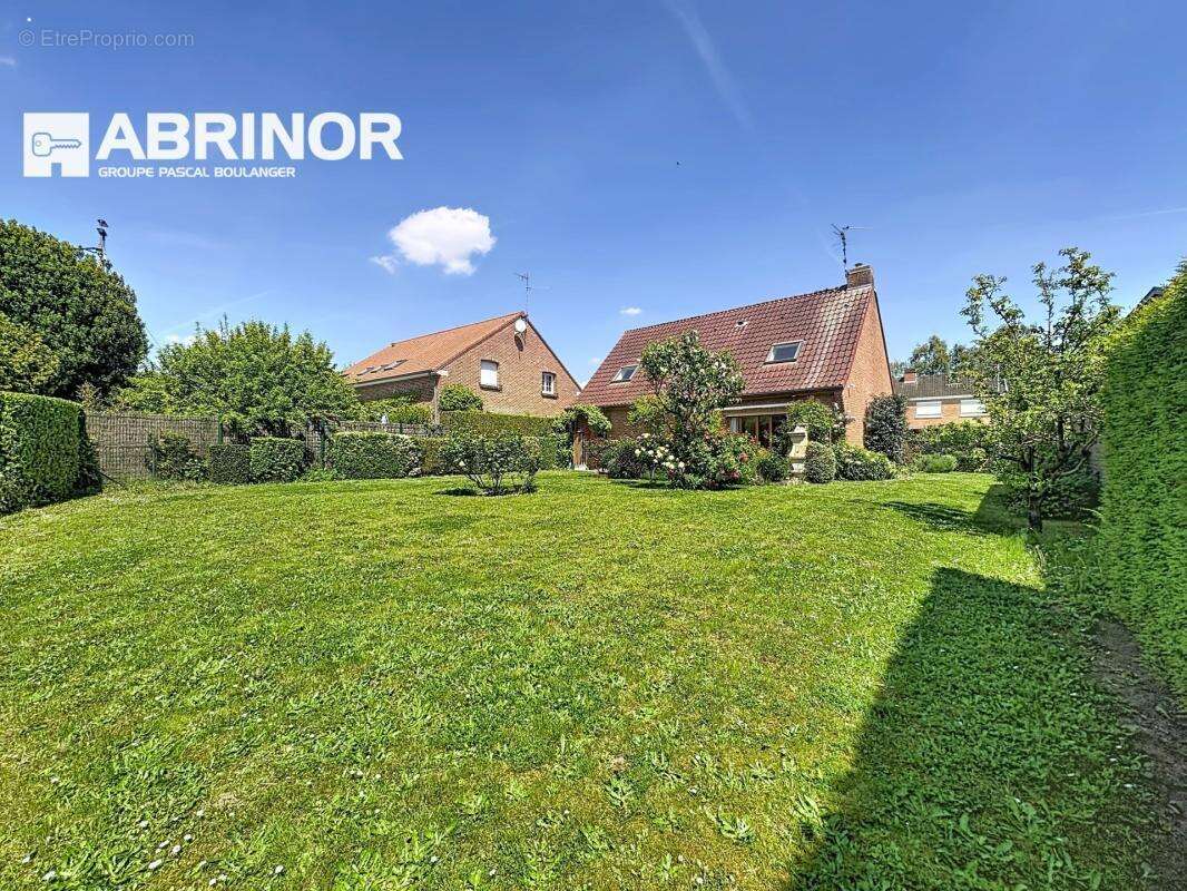 Maison à FACHES-THUMESNIL