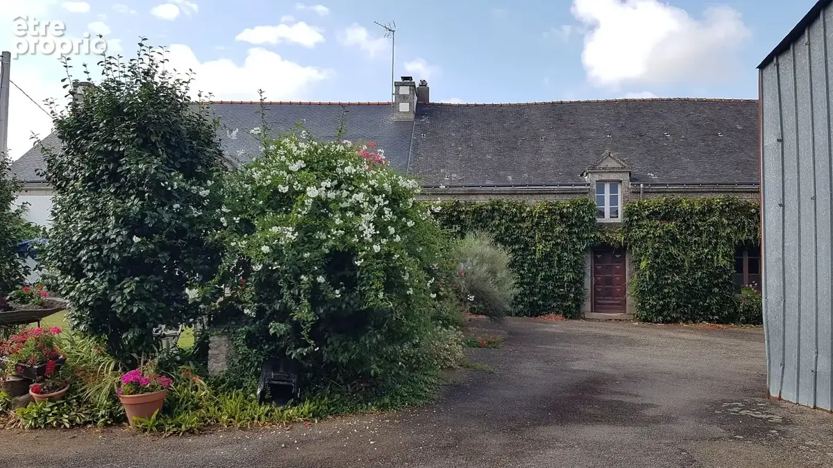Longère en pierre avec dépendances sur 5 hectares  Charme et potentiel à la campagne - photo 23