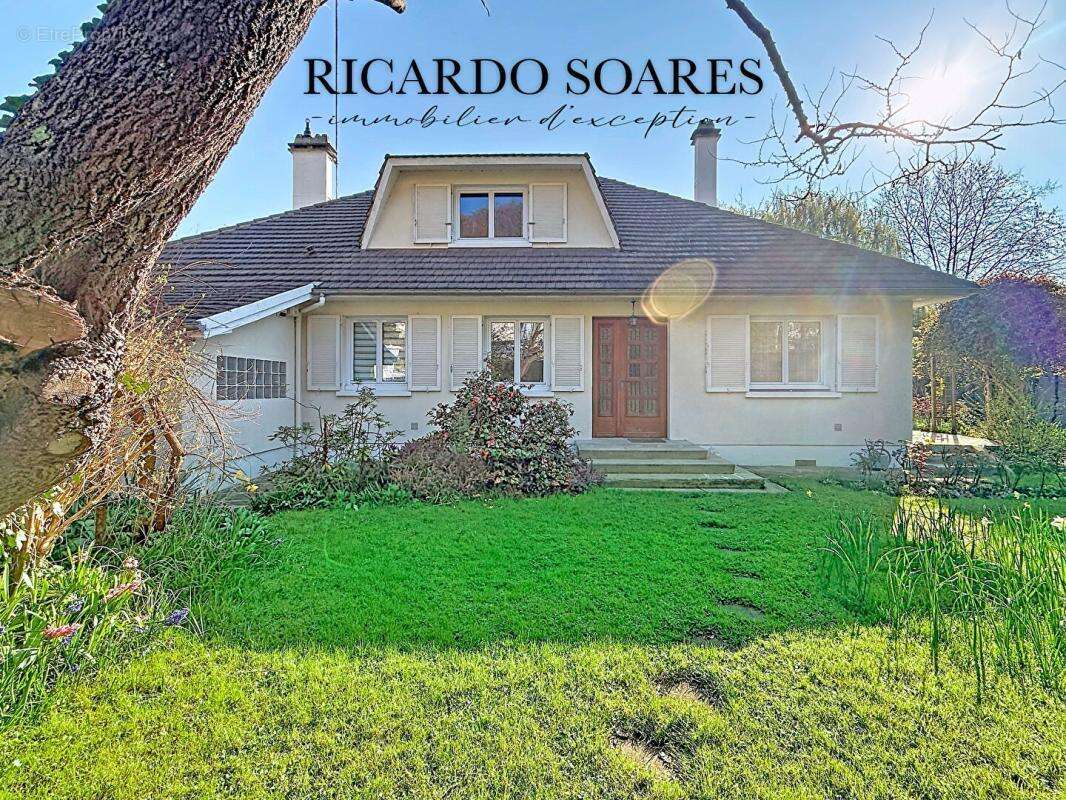 Maison à PONT-SAINTE-MAXENCE