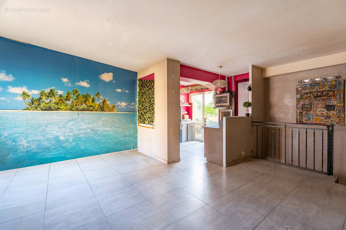 Appartement à MARSEILLE-7E