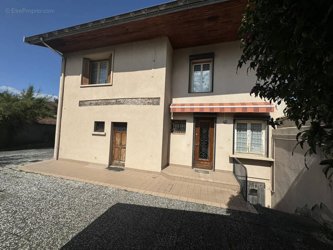 Maison à BOURGOIN-JALLIEU