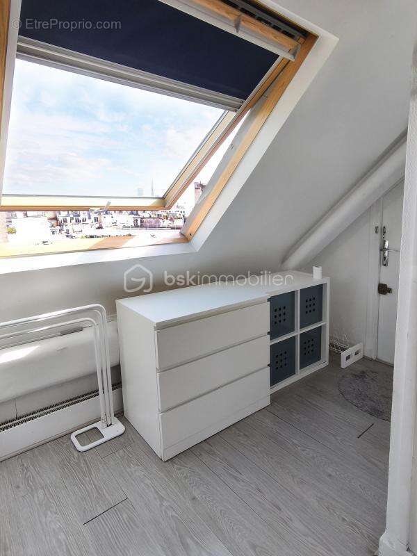 Appartement à PARIS-8E