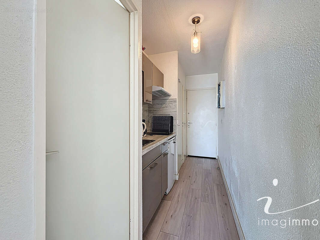 Appartement à MAUGUIO