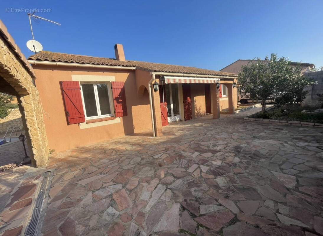 Maison à BOUILLARGUES