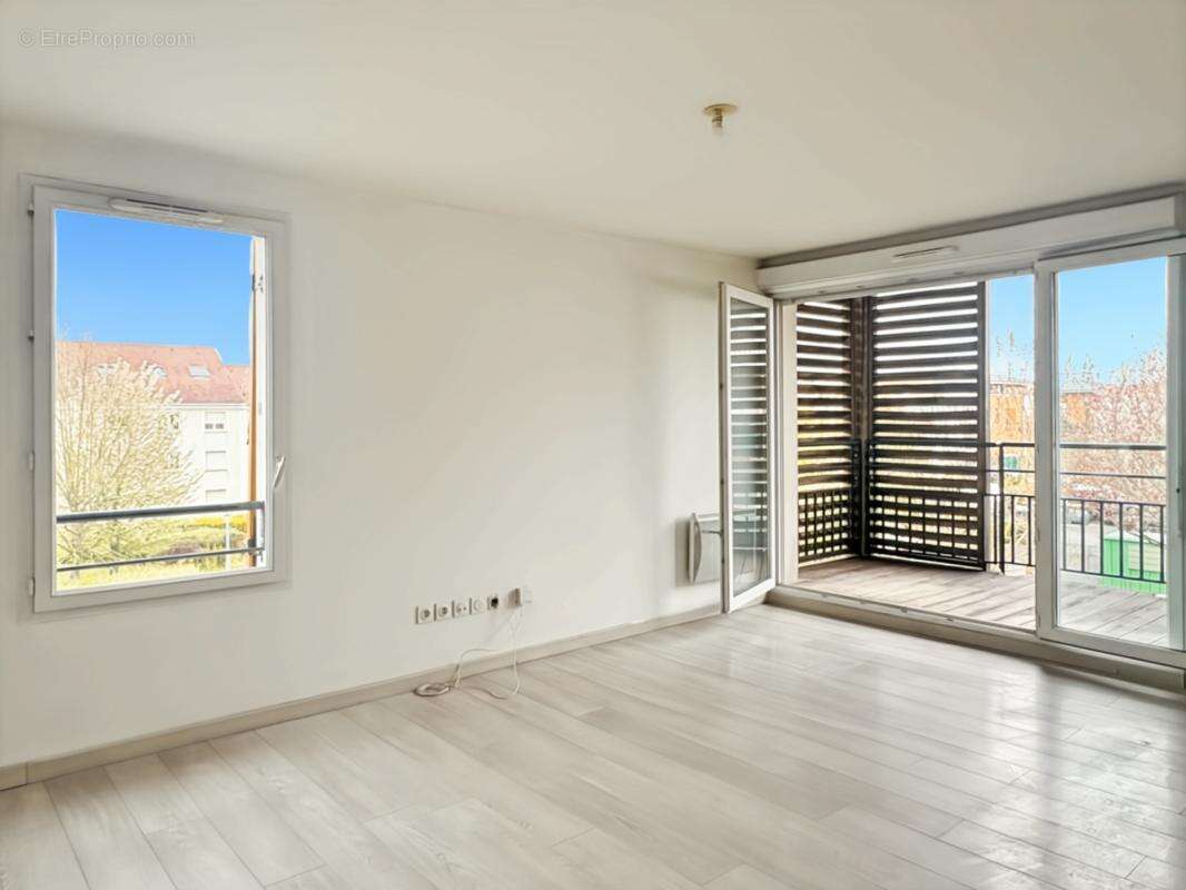 Appartement à LIEUSAINT