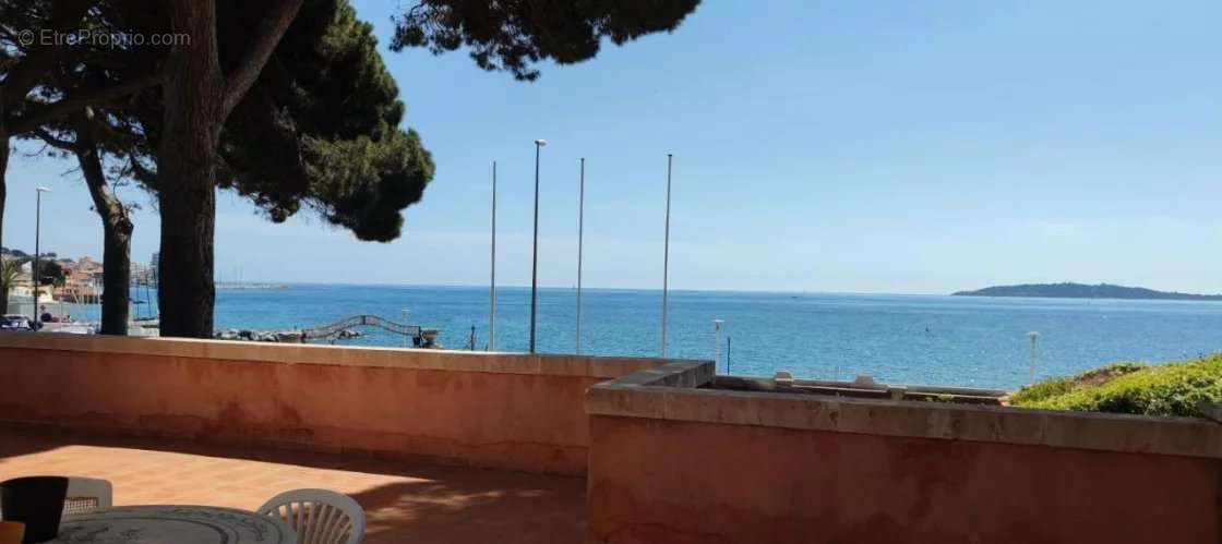 Commerce à SAINTE-MAXIME