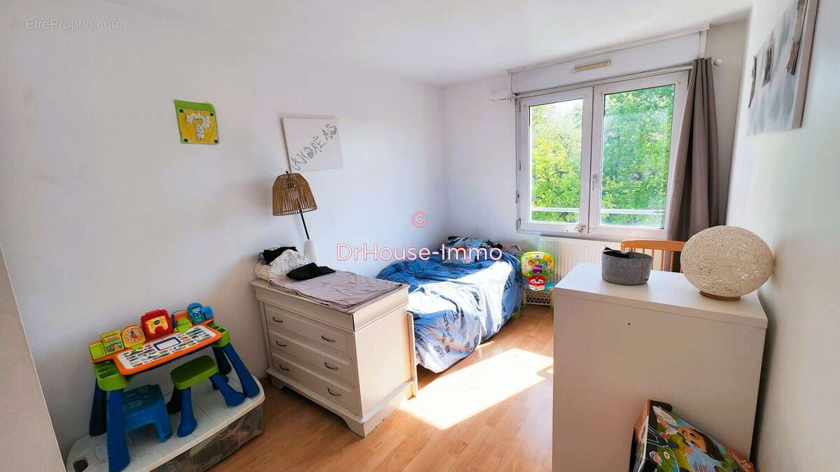 Appartement 63 m² à Ris-Orangis  - photo 8
