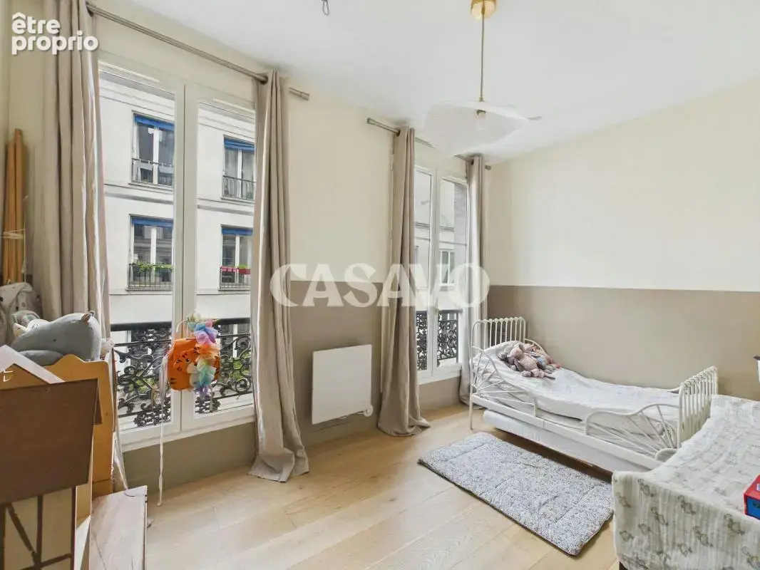 Vente Appartement 4 pièces de 65m² - 75010 Paris - photo 13
