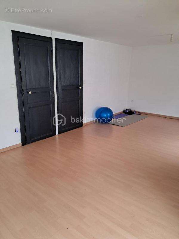 Maison à VILLEMAGNE-L&#039;ARGENTIERE