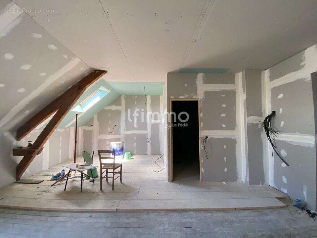 Immeuble à finir de rénover - photo 9
