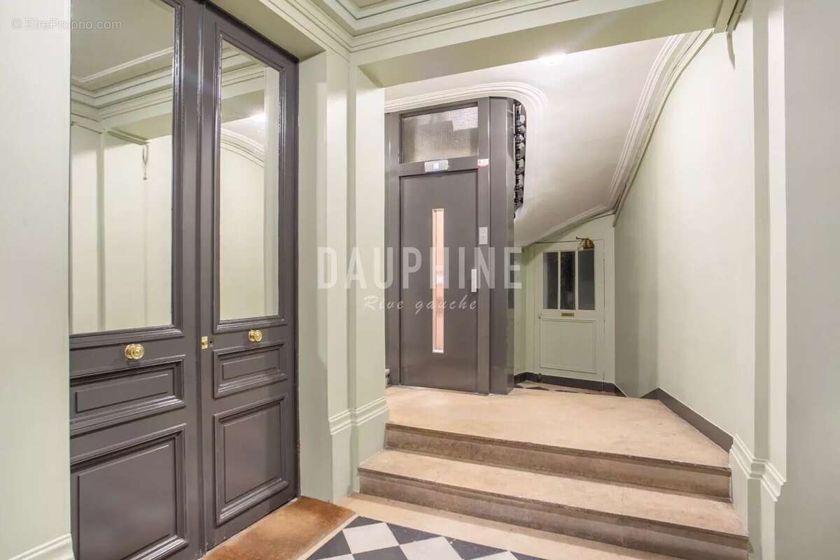 Appartement à PARIS-6E