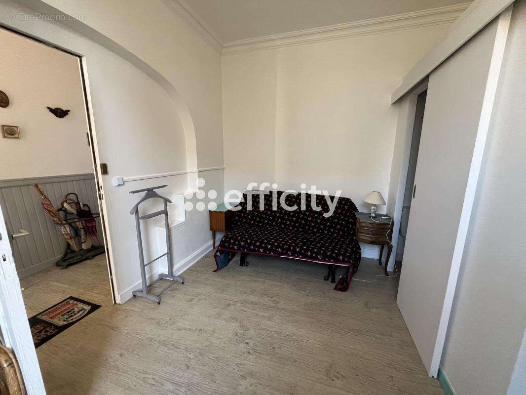 Maison à OUISTREHAM