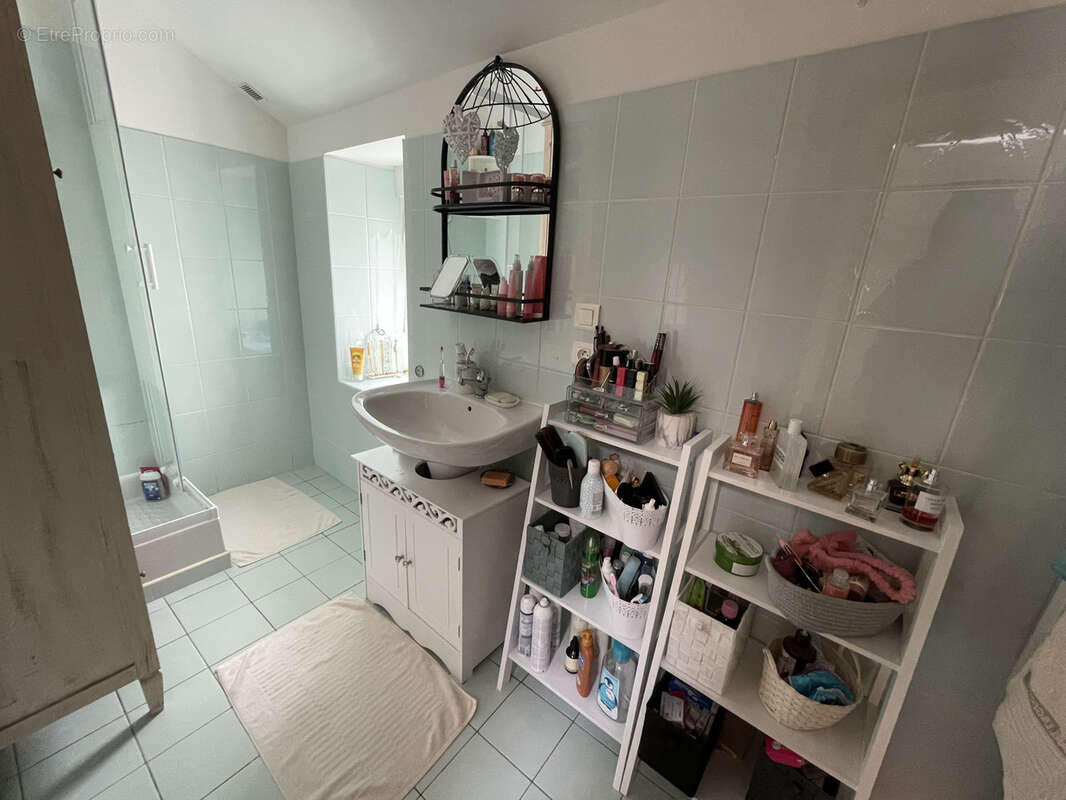 Maison à VILLARDONNEL