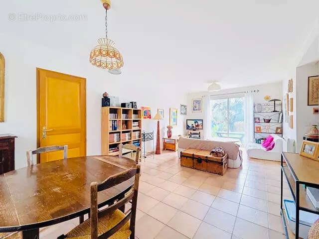 Maison à TOURRETTES-SUR-LOUP