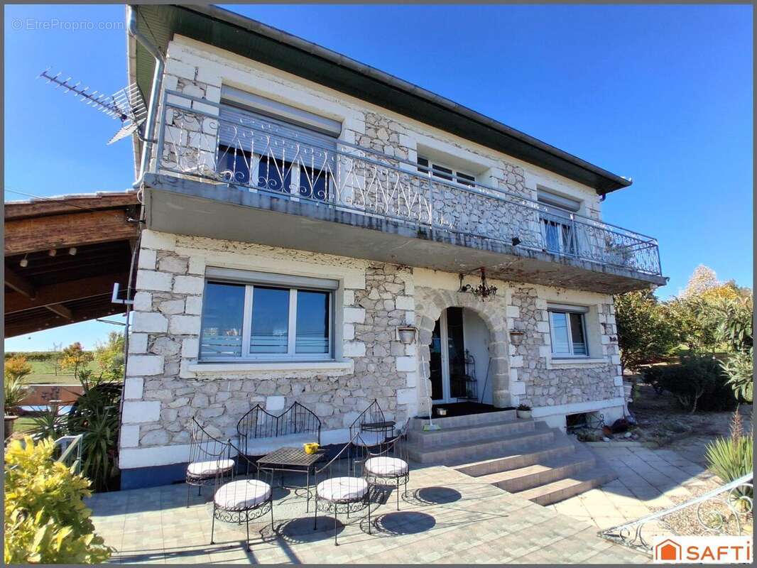 Photo 3 - Maison à XAINTRAILLES