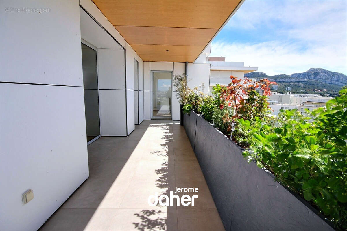 Appartement à MARSEILLE-8E