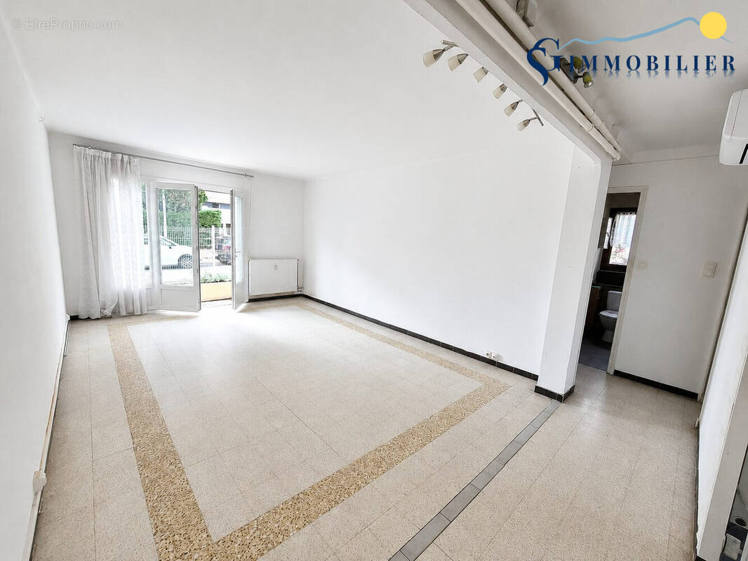 Appartement à SANARY-SUR-MER