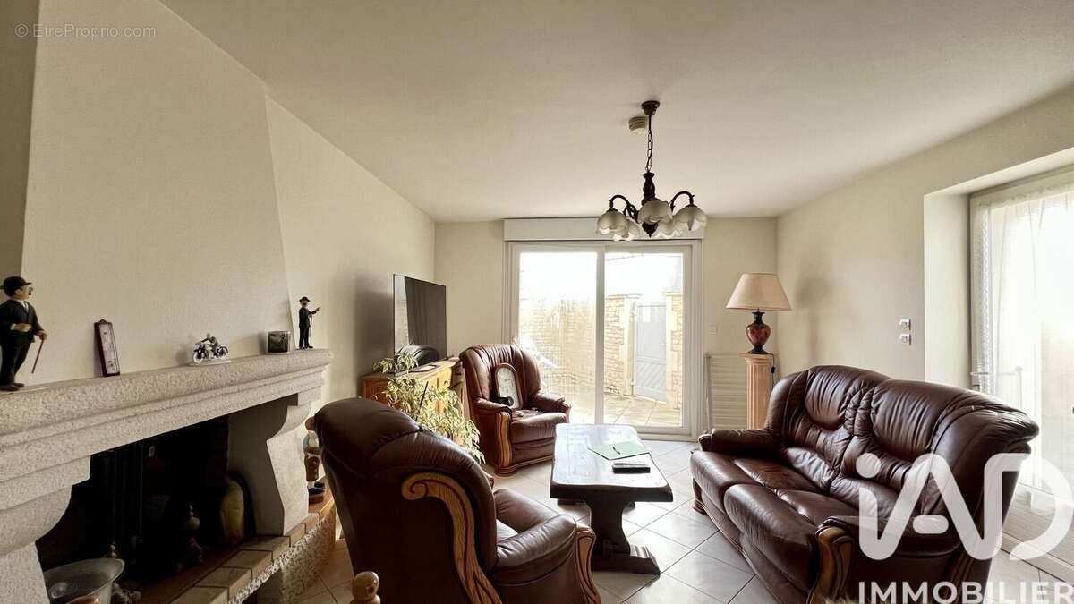 Photo 3 - Maison à NUAILLE-D'AUNIS