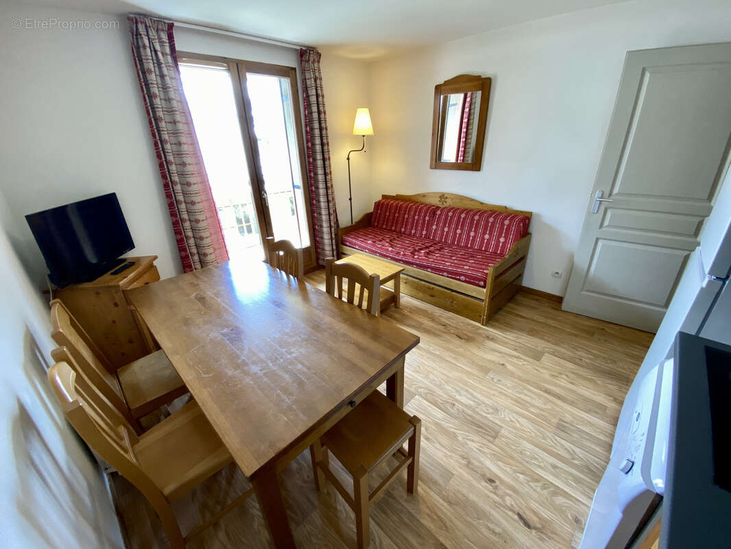 Appartement à ALBIEZ-MONTROND