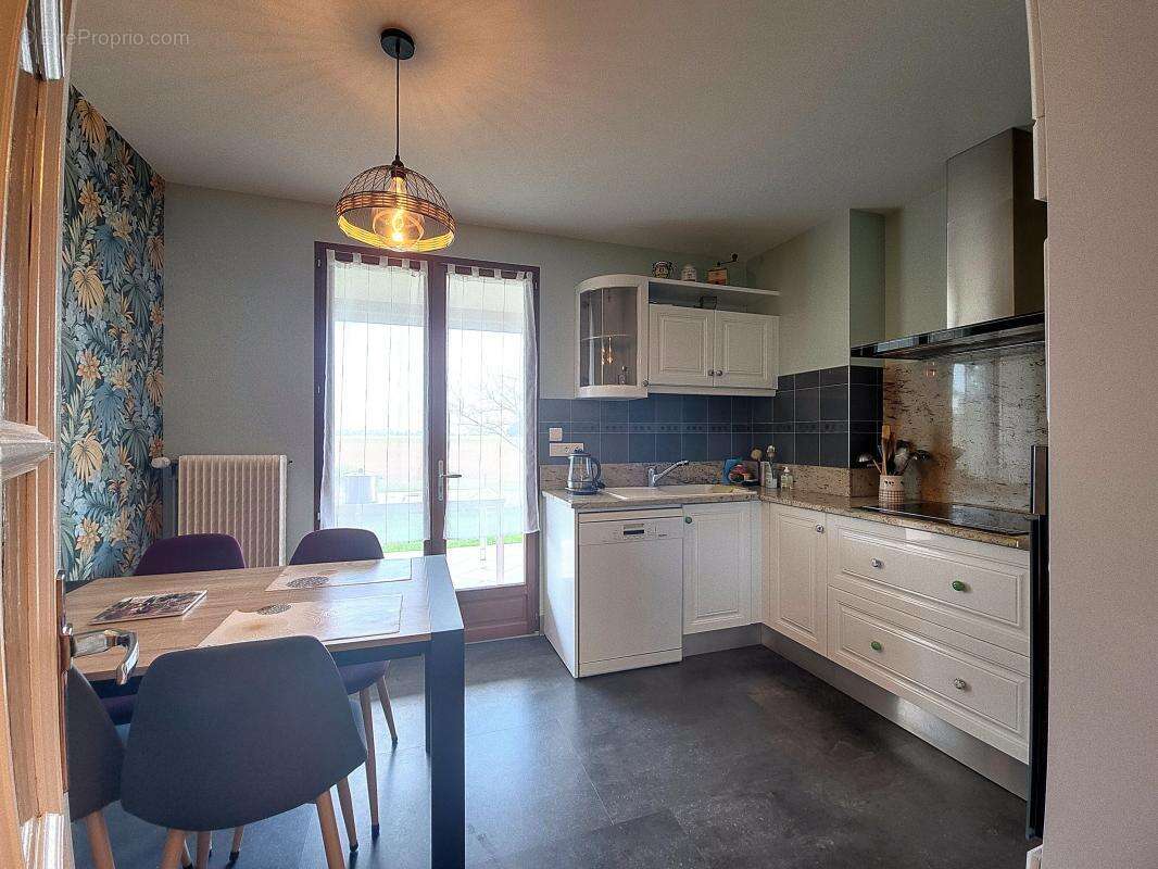 Maison à THOREY-EN-PLAINE