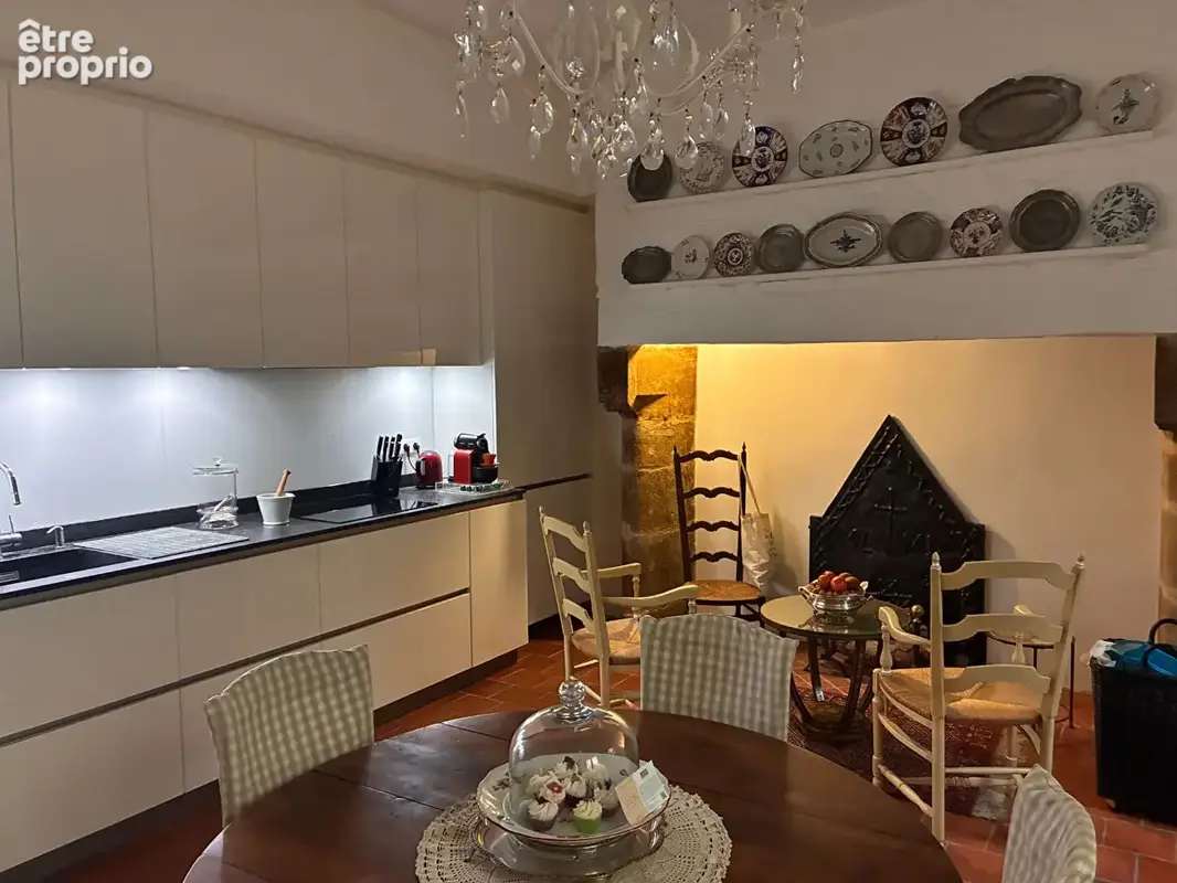Appartement d'exception et de prestige du XVIII ème de 213 m2 - photo 4