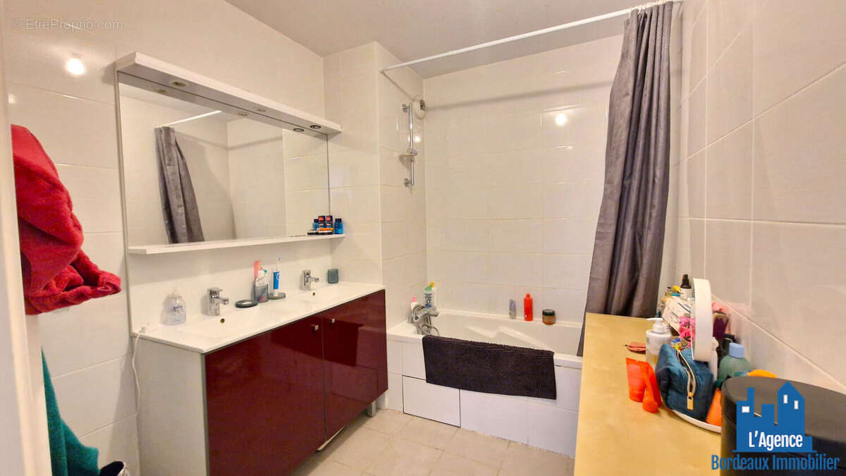 Appartement à CENON