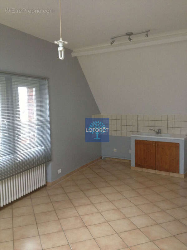 Appartement à JUZIERS