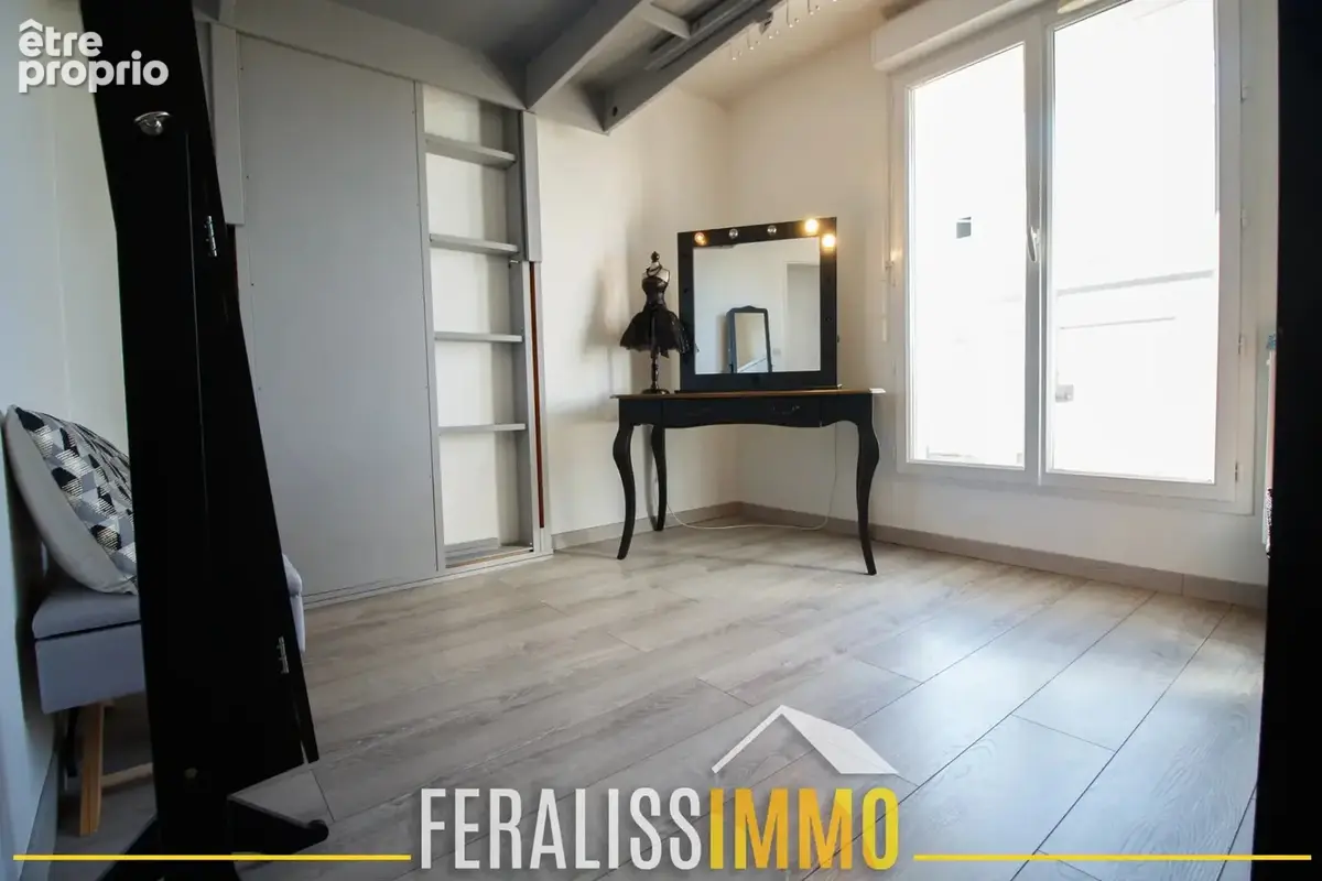 Superbe appartement au dernier étage avec terrasse de 30 m2 - photo 11