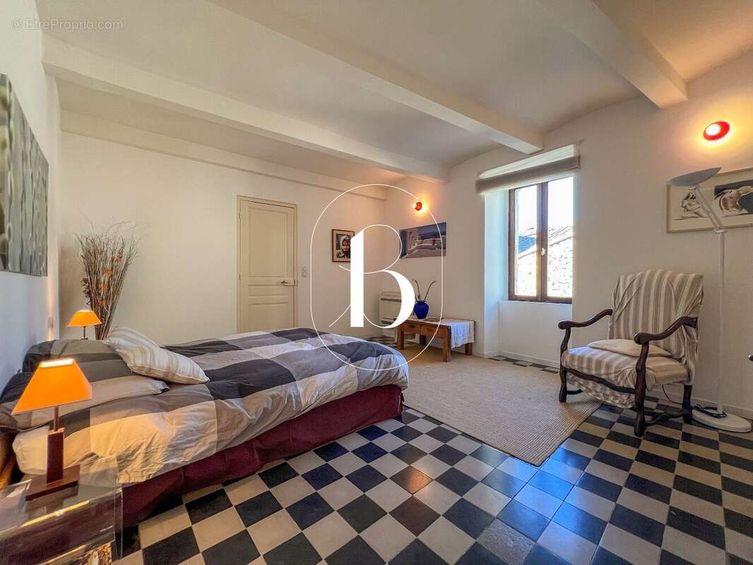 Maison à GOUDARGUES