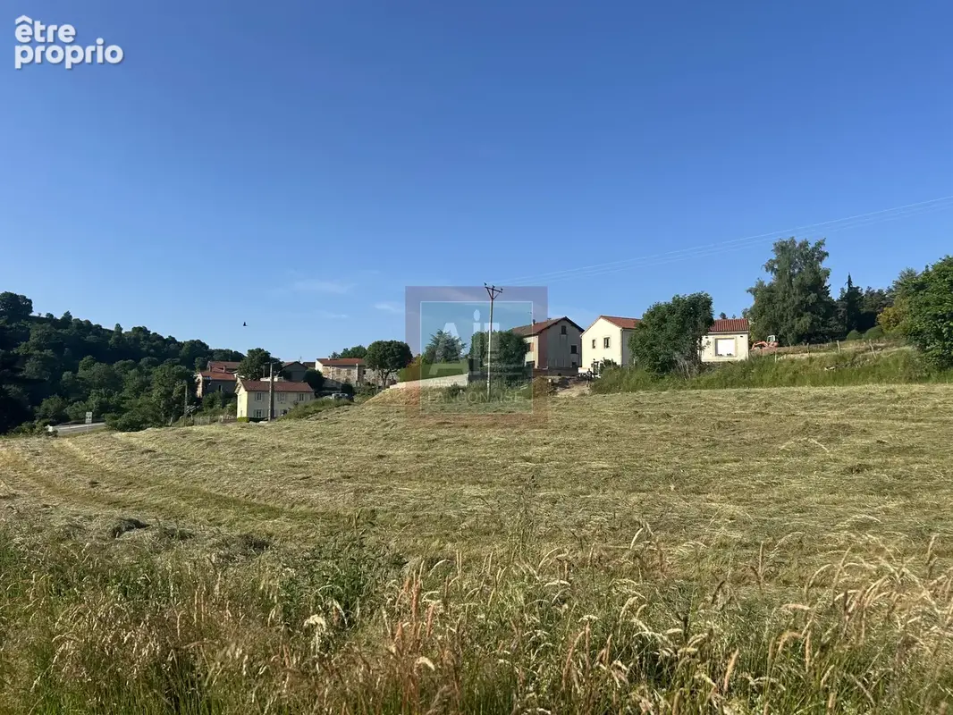 Terrain constructible de 2 280 m2 à Lesperon (07) - photo 2