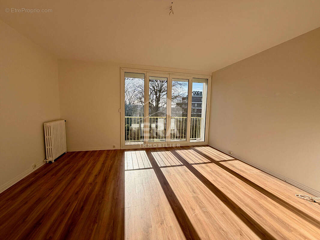 Appartement à AVON