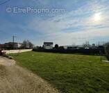 Terrain à CAMBRONNE-LES-RIBECOURT