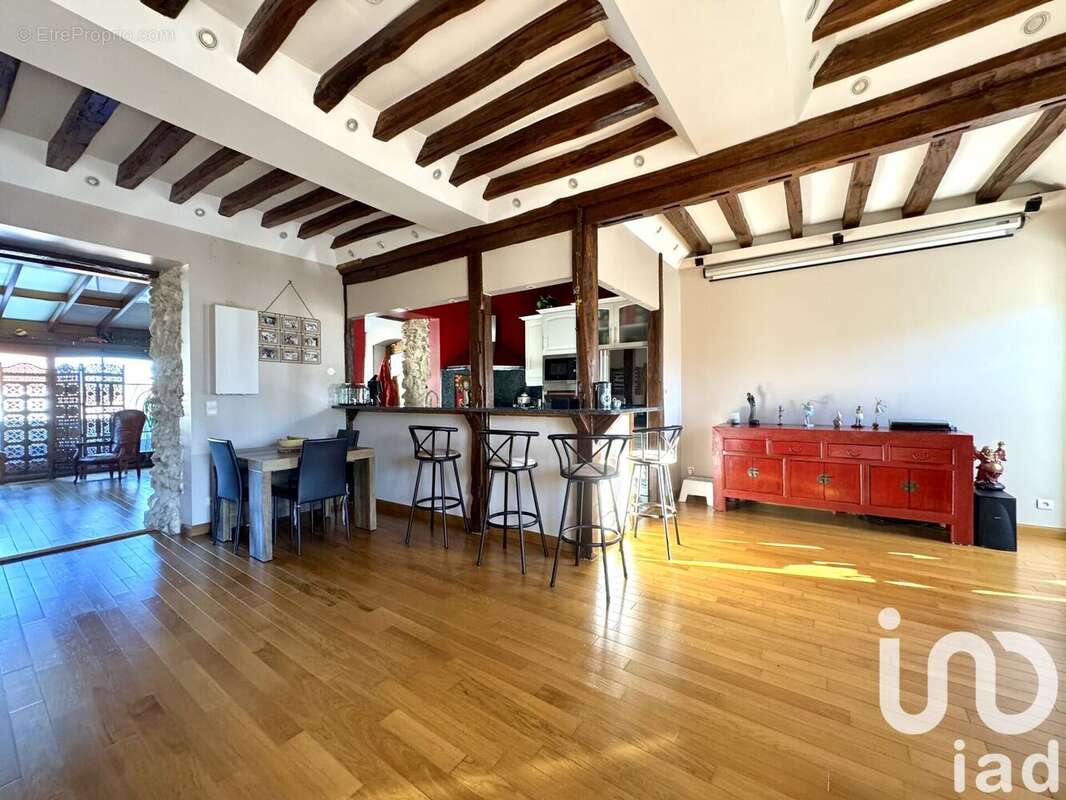Photo 2 - Appartement à SAINT-FARGEAU-PONTHIERRY