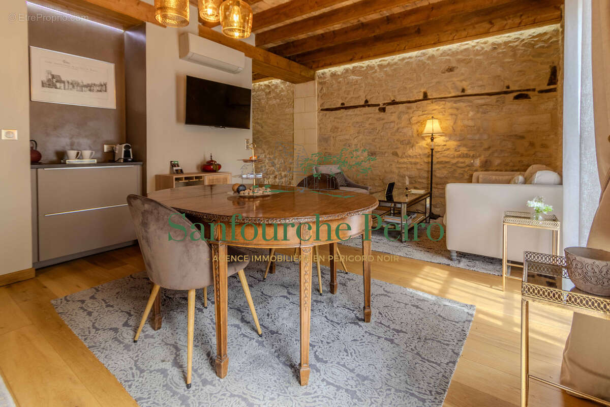 Appartement à SARLAT-LA-CANEDA