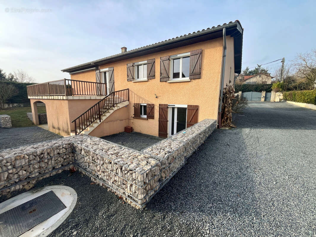 Maison à MORANCE