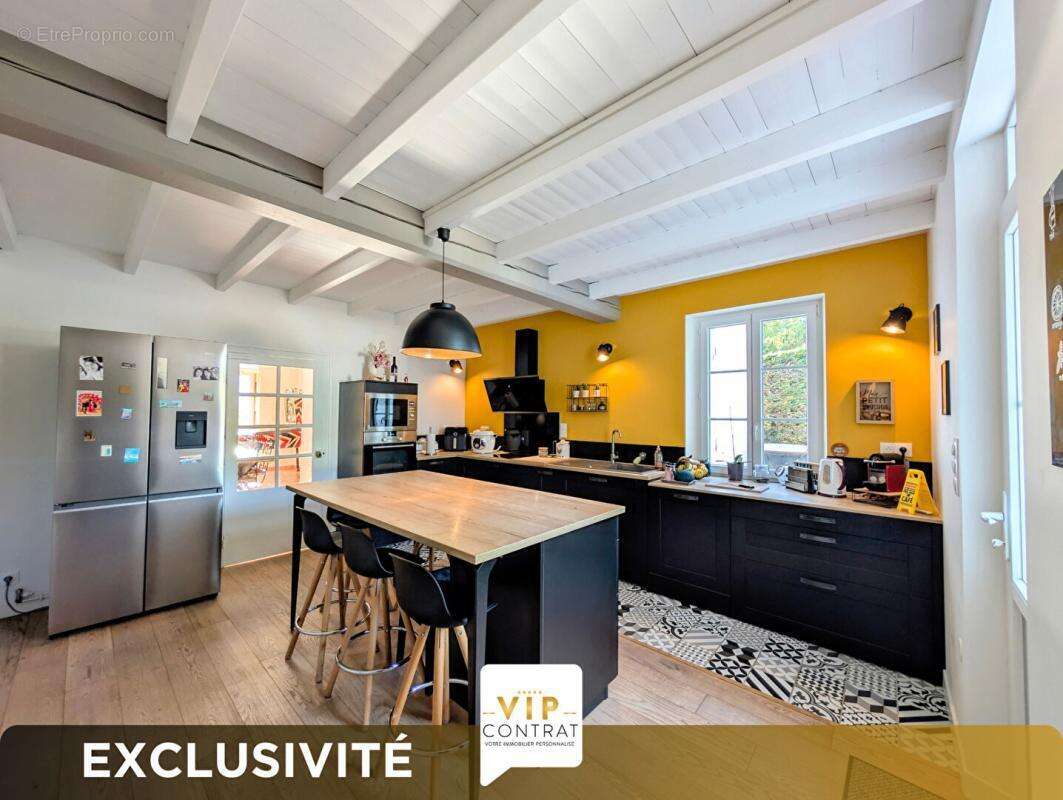 Maison à SAINT-SEVER-DE-SAINTONGE