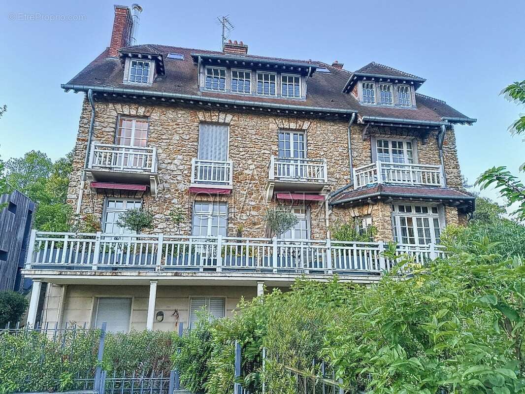 Appartement à SEVRES