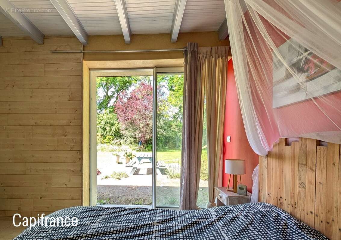 Maison en pierre – PLESSE – 165 m² – Terrain 9 000 m² – Proximité N137 - photo 13