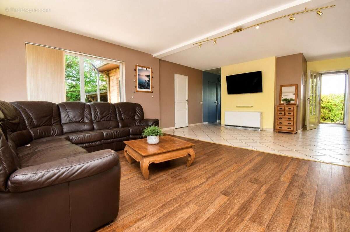 Maison 128 m² à Aix  - photo 5