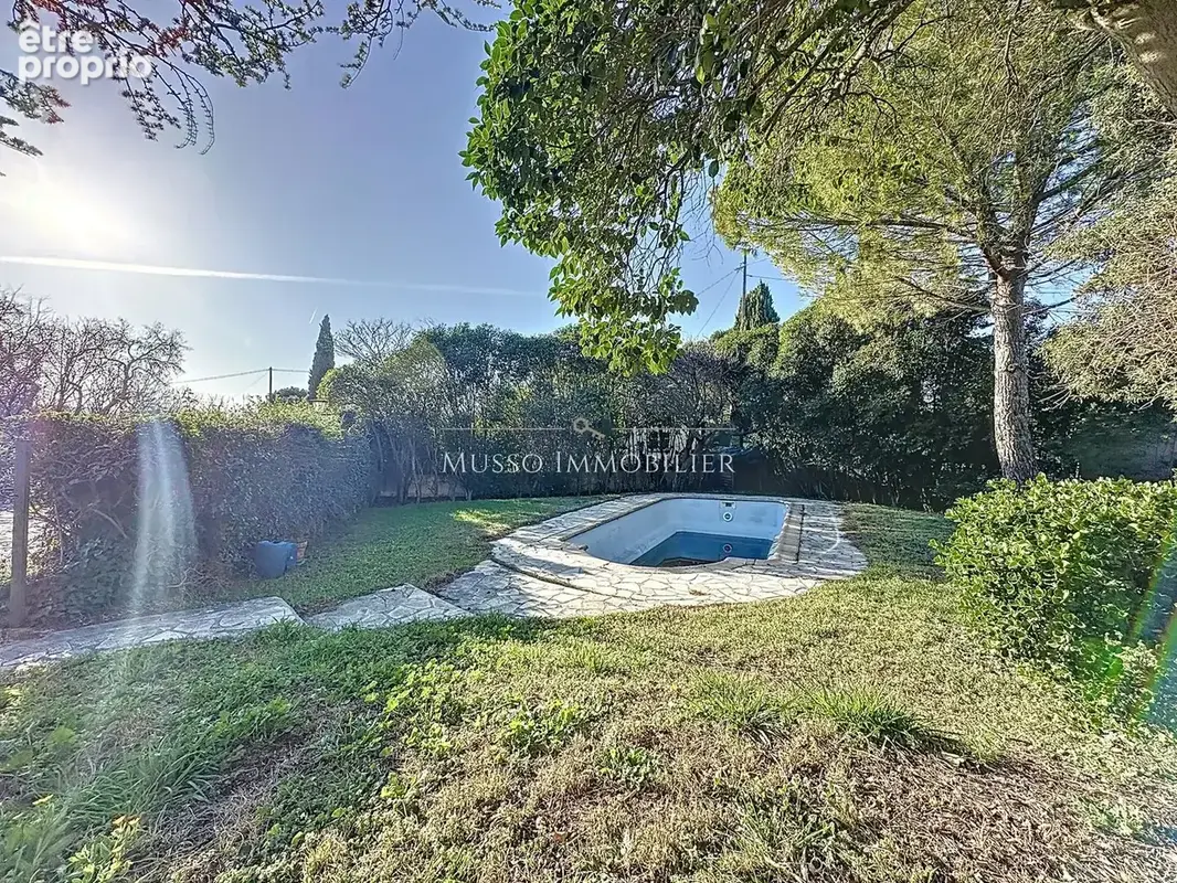 Maison 7 pièces 440 m² à vendre à Allauch (13190) - photo 6