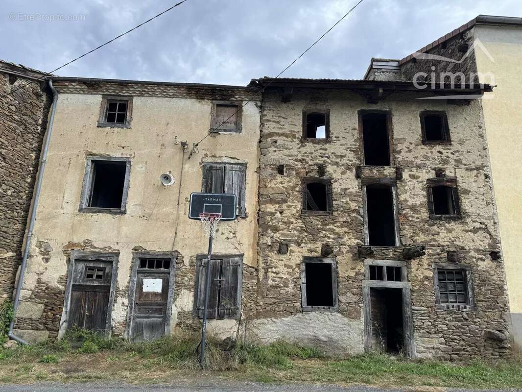 Maison à ARLANC