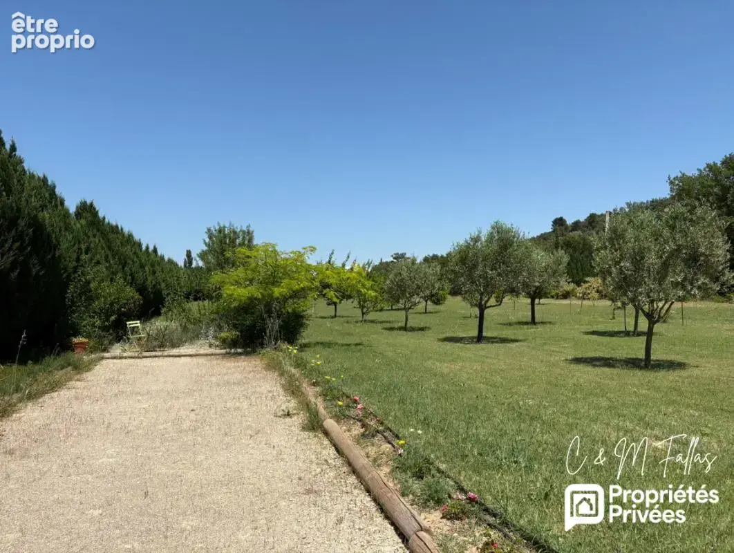 Le charme d'un mas provençal... le confort d'une demeure contemporaine - photo 17