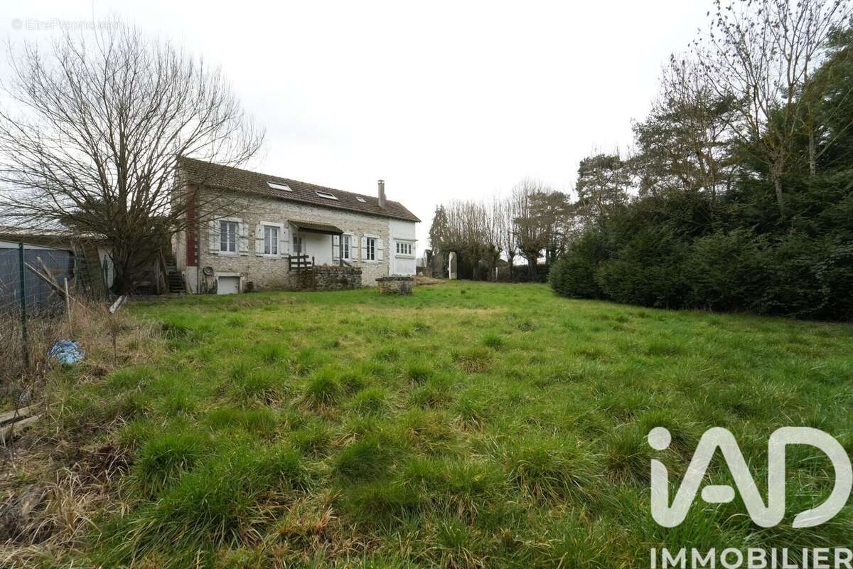Photo 3 - Maison à LE CHATELET-EN-BRIE