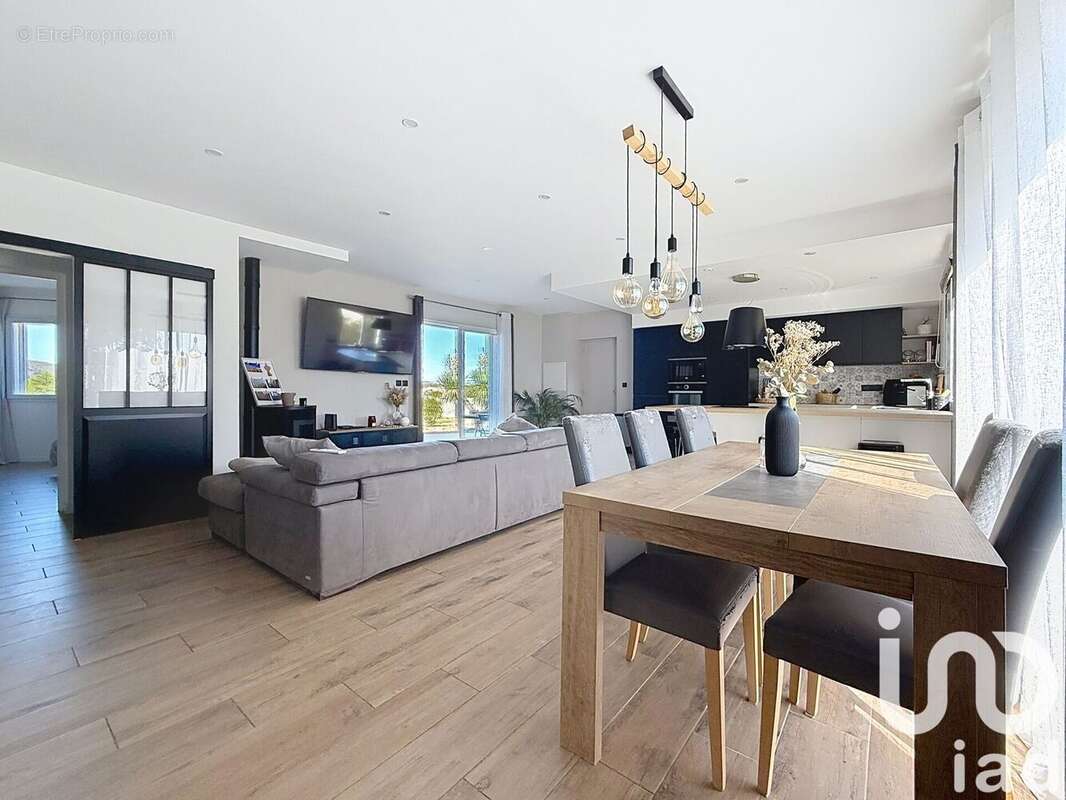 Photo 2 - Maison à POUSSAN