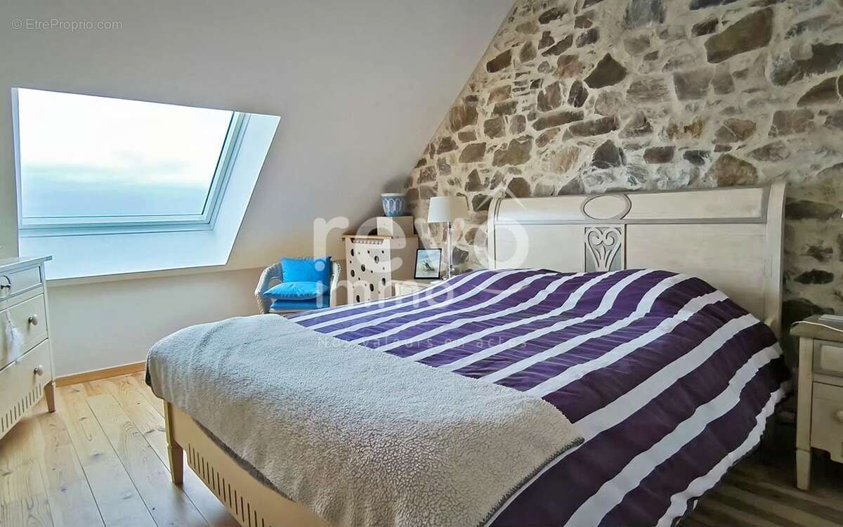 Maison à LE CELLIER