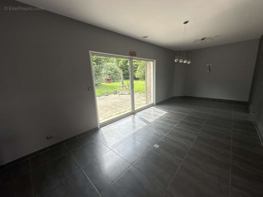 Maison à MONCHY-LAGACHE