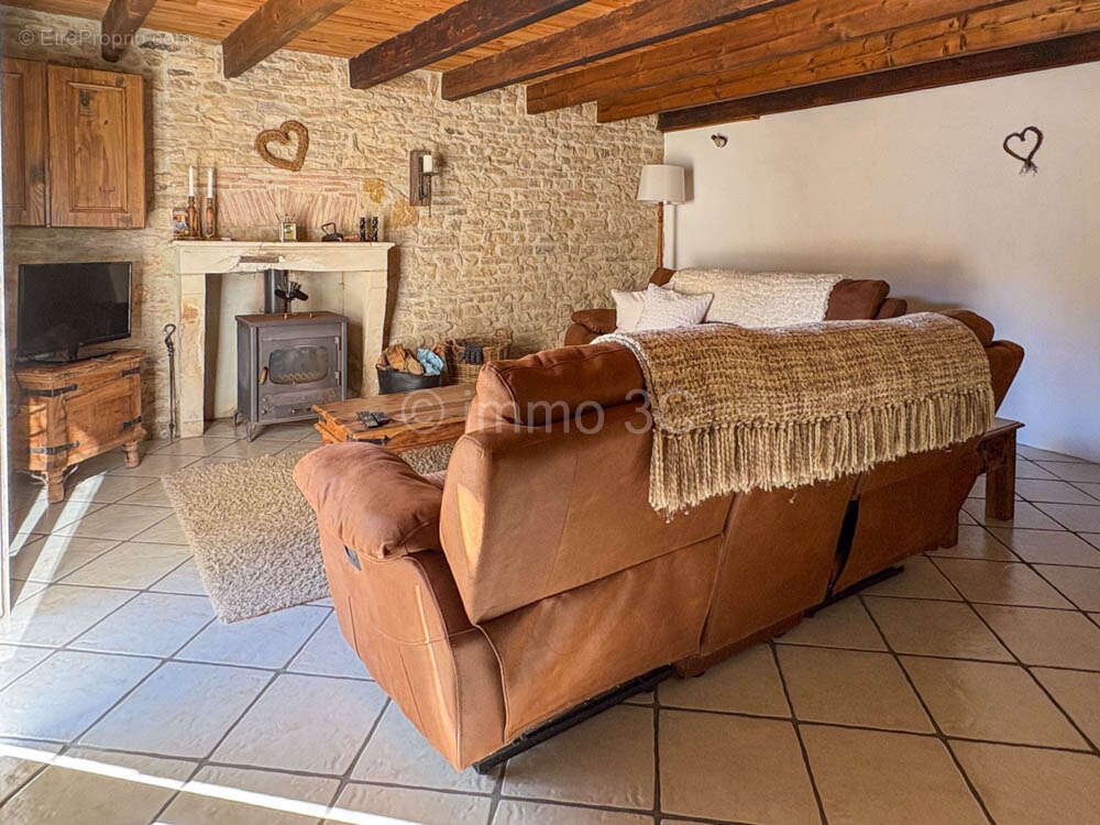 Maison à LEZAY