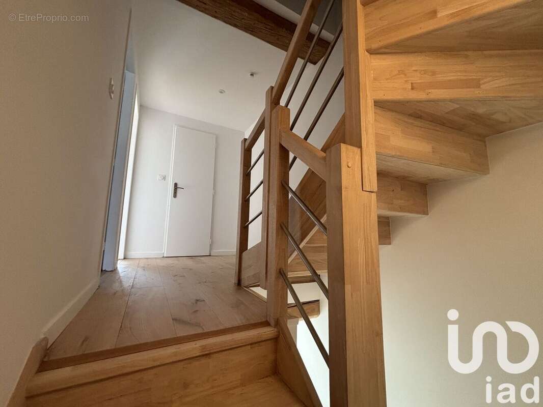 Photo 6 - Appartement à LENTILLY