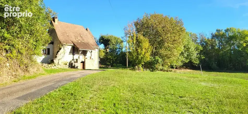 Jolie maison en pierre habitable de suite sur 2140 m2. - photo 14